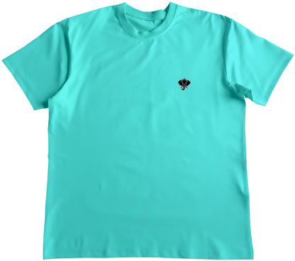 Turquoise t-shirt with a Orsunu logo on the chest 